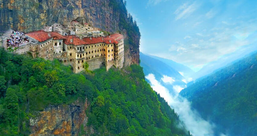 Uçaklı Karadeniz Yaylalar ve Batum Turu (5 Gün 4 Gece)