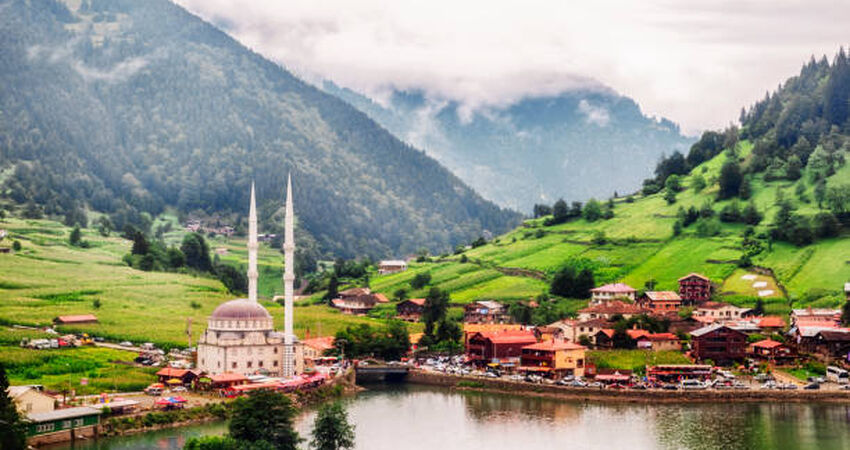 Uçaklı Karadeniz Yaylalar ve Batum Turu (5 Gün 4 Gece)