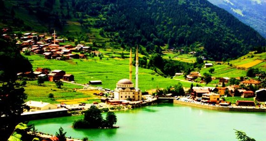 Otobüsle Özel Karadeniz Yaylalar ve Batum Turu (6 Gece Konaklamalı) 2025