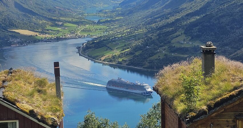 NORVEÇ FİYORTLARI TURU