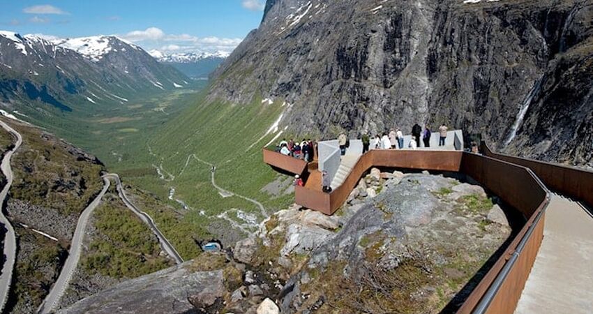 NORVEÇ FİYORTLARI TURU