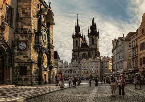 Görkemli Orta Avrupa: Budapeşte – Viyana- Prag (Bratislava Turu Dahil)