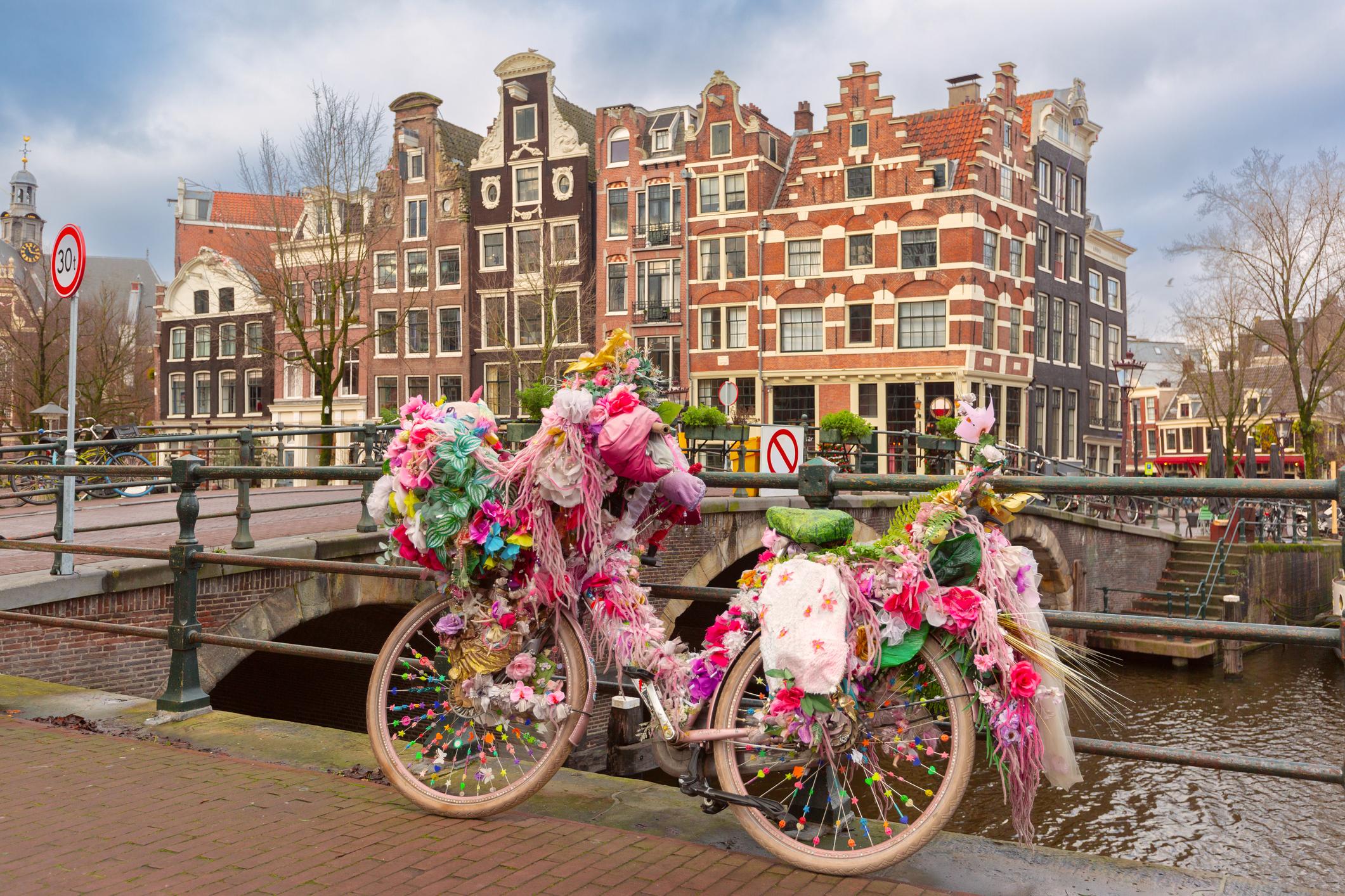 İZMİR’DEN MEGA BENELÜX & PARİS & KÖLN & ALSACE TURU SunExpress Havayolları ile 7 gece